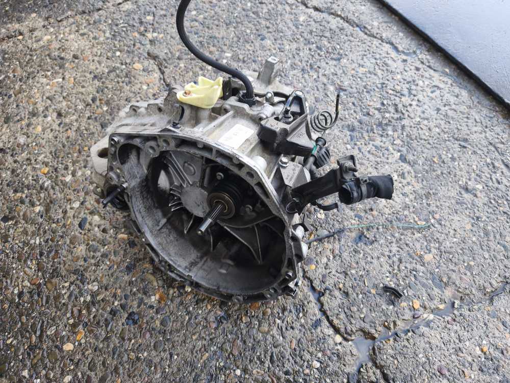 BOITE DE VITESSE MANUEL DACIA/RENAULT CODE: ND4001  - Vue 1